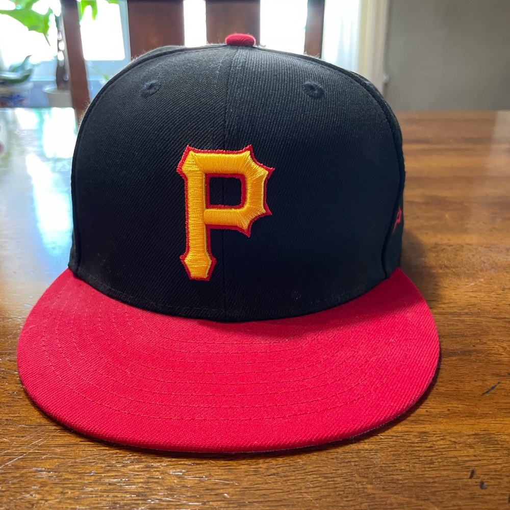 New Era flat brim Pirates baseball hat
